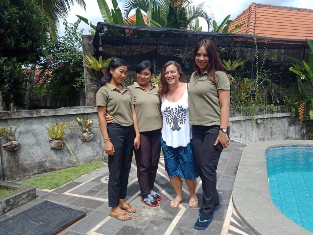 avec l'équipe formation Menari Nari School Ubud